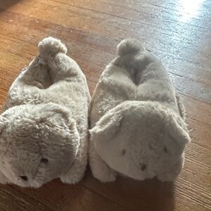 GAP TEDDY BEAR SLIPPERS